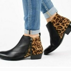 Journee Signature Shalece Ankle Boots Black/Brown calfskin Leopard Print S6 NEW